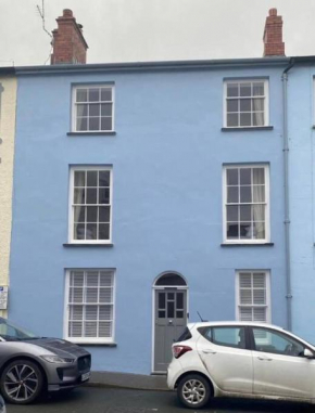 Isfryn, holiday home in Aberdyfi